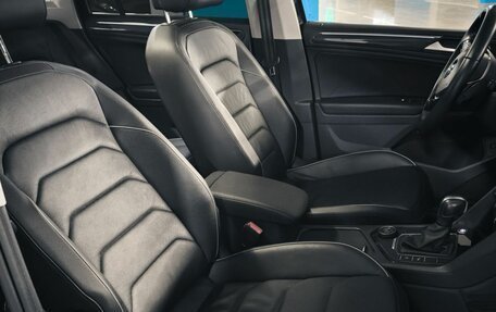 Volkswagen Tiguan II, 2020 год, 3 100 000 рублей, 22 фотография