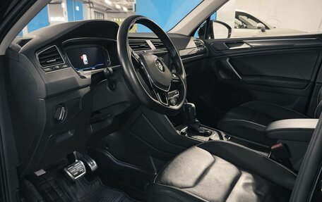 Volkswagen Tiguan II, 2020 год, 3 100 000 рублей, 34 фотография