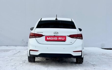 Hyundai Solaris II рестайлинг, 2017 год, 1 300 000 рублей, 12 фотография