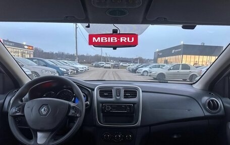 Renault Logan II, 2016 год, 599 000 рублей, 9 фотография