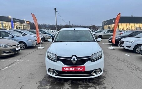 Renault Logan II, 2016 год, 599 000 рублей, 2 фотография