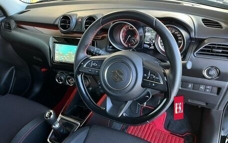 Suzuki Swift V, 2022 год, 1 199 000 рублей, 10 фотография