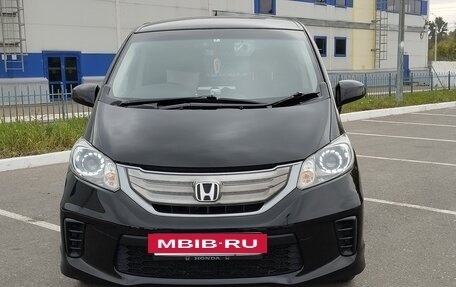 Honda Freed I, 2012 год, 1 279 000 рублей, 4 фотография