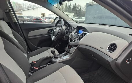 Chevrolet Cruze II, 2012 год, 695 100 рублей, 13 фотография