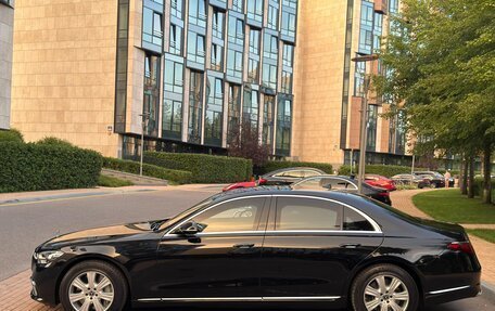 Mercedes-Benz S-Класс, 2023 год, 65 000 000 рублей, 3 фотография