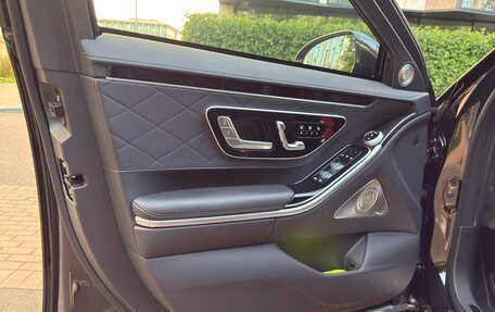 Mercedes-Benz S-Класс, 2023 год, 65 000 000 рублей, 19 фотография