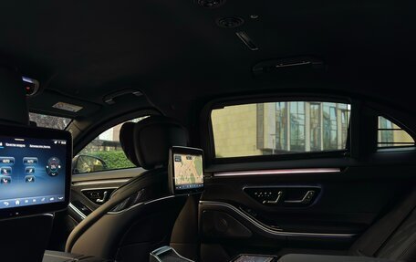 Mercedes-Benz S-Класс, 2023 год, 65 000 000 рублей, 36 фотография