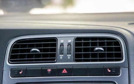 Volkswagen Polo VI (EU Market), 2018 год, 1 298 000 рублей, 25 фотография