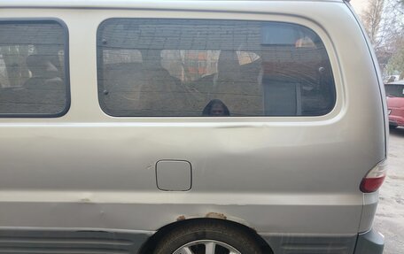 Hyundai Starex I рестайлинг, 2007 год, 600 000 рублей, 2 фотография