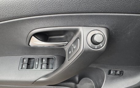 Volkswagen Polo VI (EU Market), 2016 год, 829 000 рублей, 13 фотография