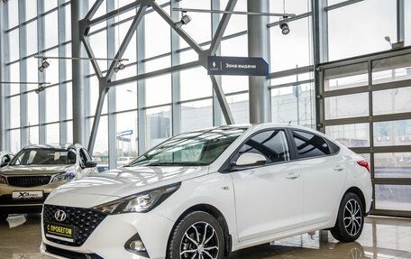 Hyundai Solaris II рестайлинг, 2022 год, 1 658 000 рублей, 3 фотография