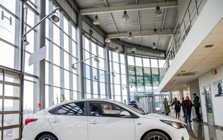 Hyundai Solaris II рестайлинг, 2022 год, 1 658 000 рублей, 8 фотография