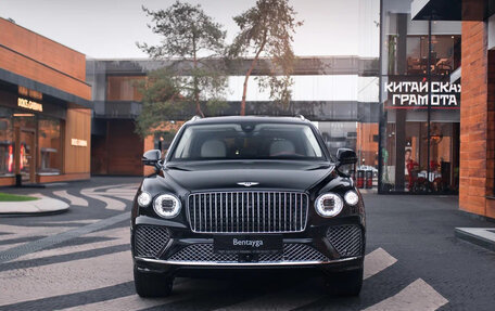 Bentley Bentayga I, 2025 год, 42 500 000 рублей, 3 фотография