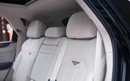 Bentley Bentayga I, 2025 год, 42 500 000 рублей, 17 фотография