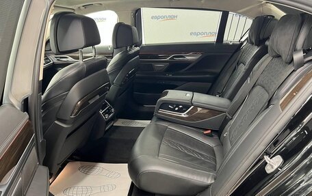 BMW 7 серия, 2022 год, 6 900 000 рублей, 13 фотография