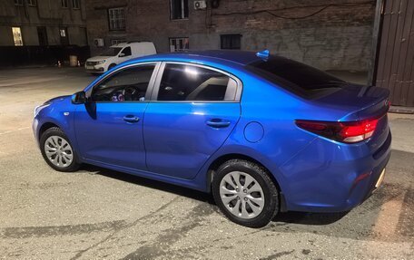 KIA Rio IV, 2019 год, 1 400 000 рублей, 3 фотография