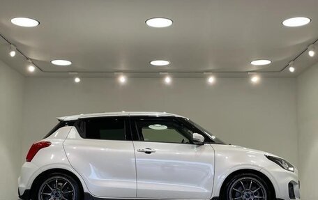 Suzuki Swift V, 2022 год, 1 300 911 рублей, 4 фотография