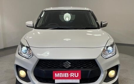 Suzuki Swift V, 2022 год, 1 300 911 рублей, 2 фотография