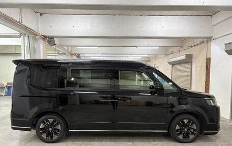 Honda Stepwgn, 2022 год, 2 586 911 рублей, 4 фотография