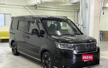 Honda Stepwgn, 2022 год, 2 586 911 рублей, 2 фотография