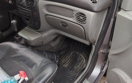 Renault Scenic III, 2003 год, 300 000 рублей, 7 фотография