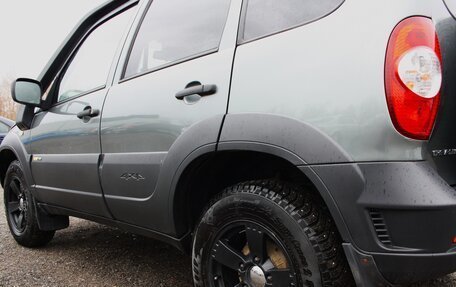 Chevrolet Niva I рестайлинг, 2017 год, 640 000 рублей, 9 фотография