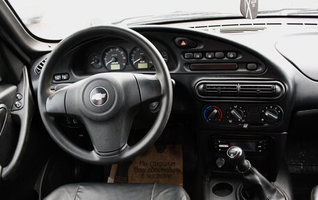 Chevrolet Niva I рестайлинг, 2017 год, 640 000 рублей, 10 фотография