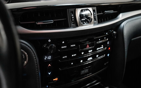 Lexus LX III, 2020 год, 9 000 000 рублей, 26 фотография