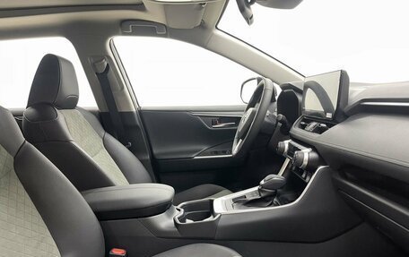 Toyota RAV4, 2025 год, 4 550 000 рублей, 12 фотография