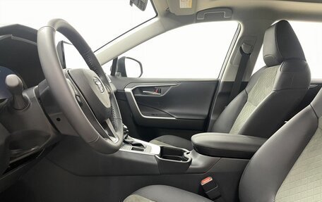 Toyota RAV4, 2025 год, 4 550 000 рублей, 11 фотография