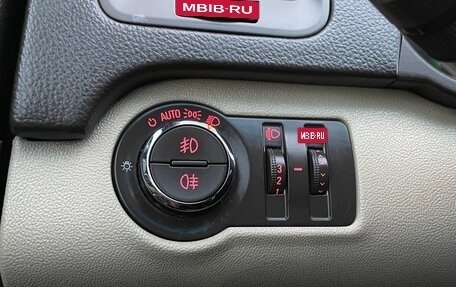 Opel Insignia II рестайлинг, 2010 год, 735 000 рублей, 11 фотография