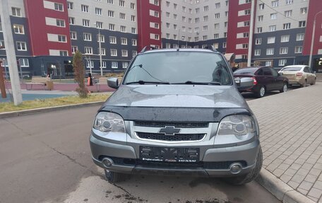 Chevrolet Niva I рестайлинг, 2016 год, 600 000 рублей, 2 фотография