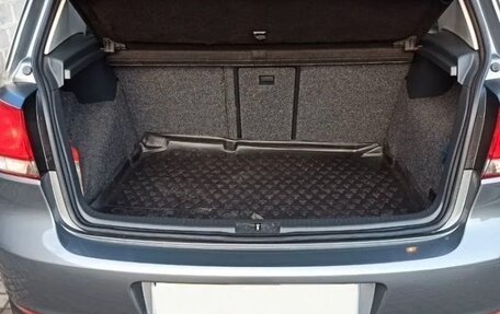 Volkswagen Golf VI, 2011 год, 800 000 рублей, 10 фотография