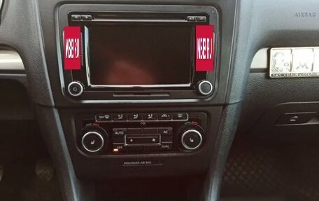 Volkswagen Golf VI, 2011 год, 800 000 рублей, 8 фотография