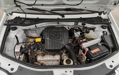 Renault Logan I, 2015 год, 400 000 рублей, 4 фотография