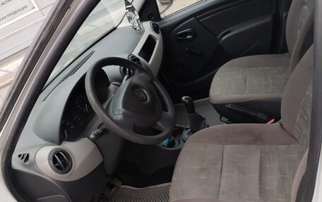 Renault Logan I, 2015 год, 400 000 рублей, 10 фотография