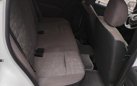 Renault Logan I, 2015 год, 400 000 рублей, 19 фотография