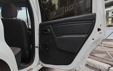 Renault Logan I, 2015 год, 400 000 рублей, 21 фотография