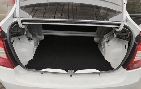 Renault Logan I, 2015 год, 400 000 рублей, 16 фотография