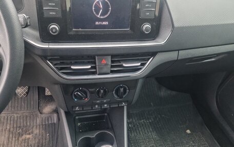 Volkswagen Polo VI (EU Market), 2022 год, 890 000 рублей, 9 фотография