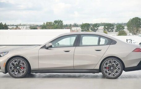 BMW 5 серия, 2025 год, 12 190 000 рублей, 3 фотография