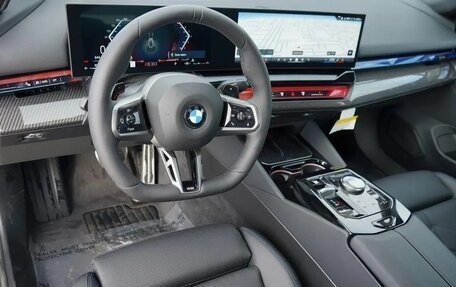 BMW 5 серия, 2025 год, 12 190 000 рублей, 7 фотография