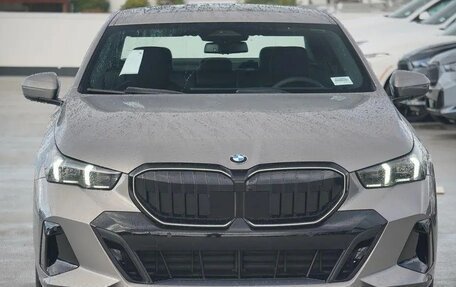 BMW 5 серия, 2025 год, 12 190 000 рублей, 2 фотография