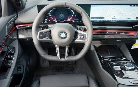BMW 5 серия, 2025 год, 12 190 000 рублей, 8 фотография