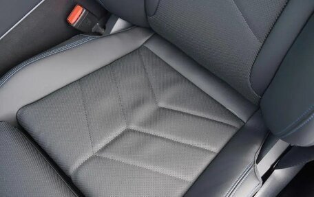 BMW 5 серия, 2025 год, 12 190 000 рублей, 17 фотография