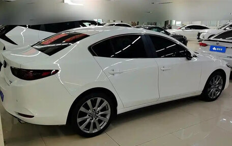 Mazda 3, 2022 год, 1 700 000 рублей, 3 фотография