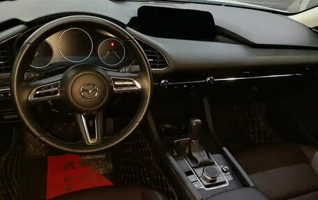 Mazda 3, 2022 год, 1 700 000 рублей, 12 фотография