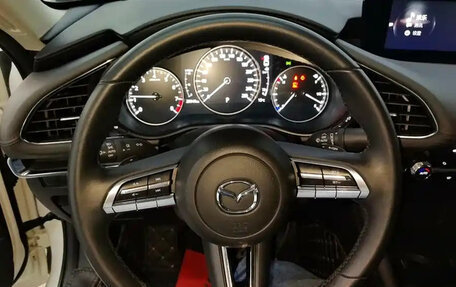 Mazda 3, 2022 год, 1 700 000 рублей, 15 фотография