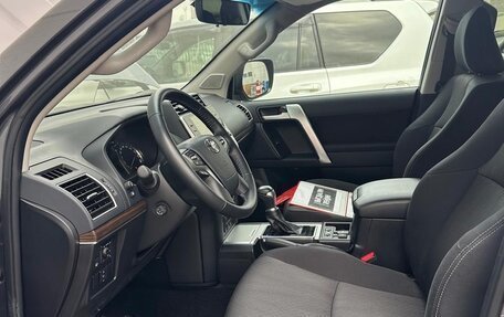 Toyota Land Cruiser Prado 150 рестайлинг 2, 2021 год, 8 850 000 рублей, 13 фотография