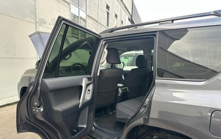 Toyota Land Cruiser Prado 150 рестайлинг 2, 2021 год, 8 850 000 рублей, 17 фотография